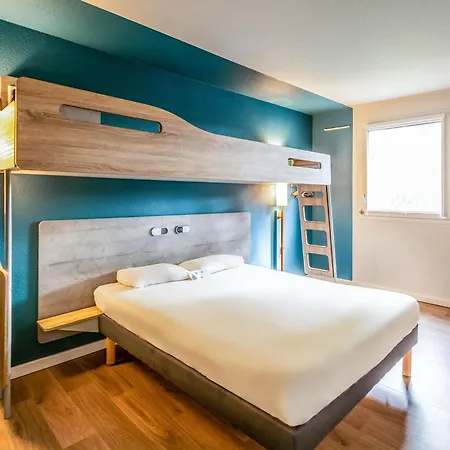 Ibis Budget Portes Du Luberon Отель Пертюи