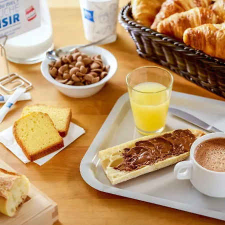 Ibis Budget Portes Du Luberon Hotel